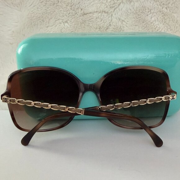 CHANEL Brown Gradient Sunglasses - Picture 13 of 14